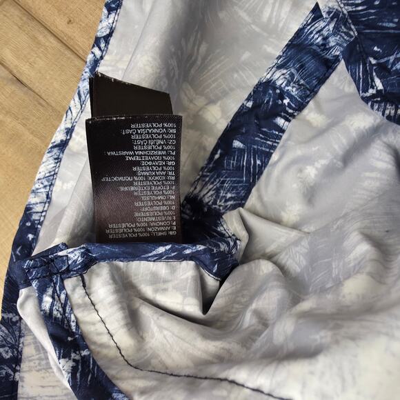 The North Face Flyweight Blue/White Windbreaker Running Jacket Women Sz S - Picture 16 of 16